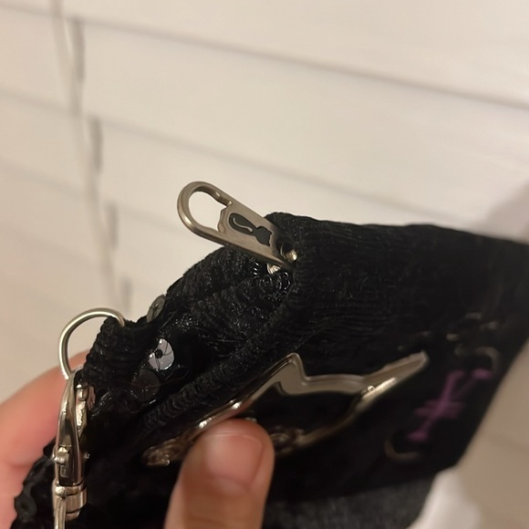 Offerme$5❗️ Animob Cute wristlets purse with zipper - Picture 5 of 7